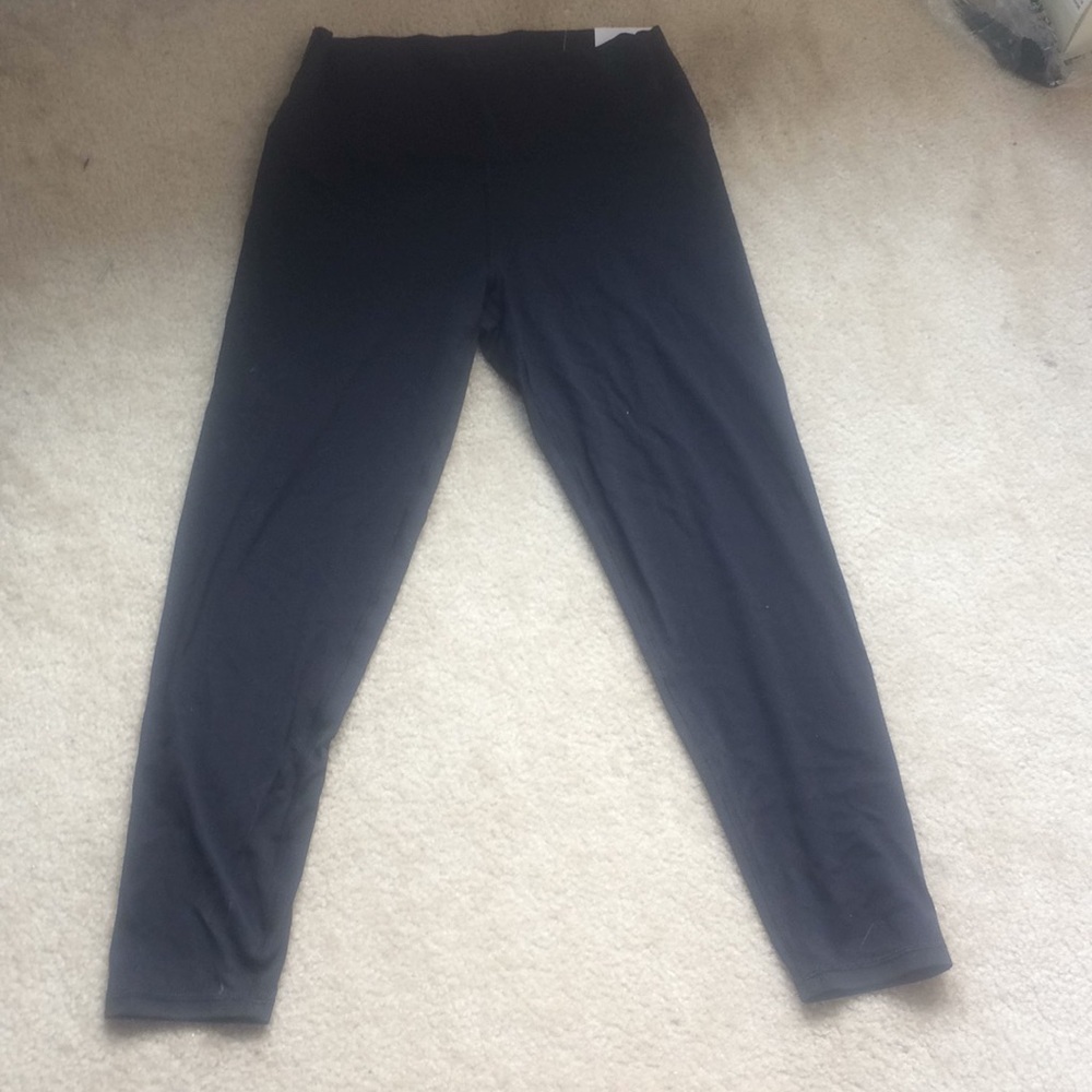 Athletic leggings
